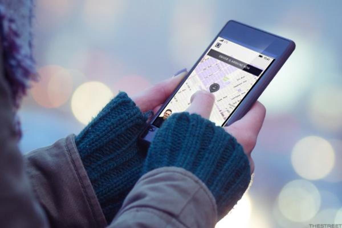 Access here alternative investment news about Alibaba Ponders $3B Stake In Ride-hailing Giant Grab