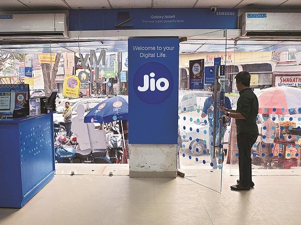 Access here alternative investment news about Jio Platforms Receives Rs 2,624 Cr From Intel Capital, Qualcomm Ventures | Business Standard News