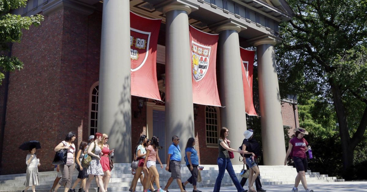 Access here alternative investment news about Executive, Harvard Fencing Coach Charged In Admissions Scandal - Los Angeles Times