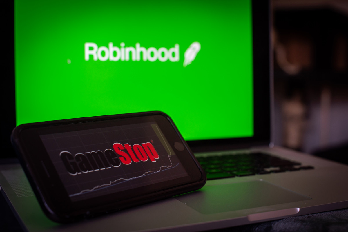 Access here alternative investment news about Robinhood Raises Another $2.4B From Investors