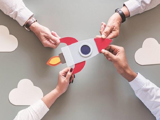 Access here alternative investment news about Y Combinator-backed Fintech Karbon Raises $12 Mn In Pre-series A Round | Business Standard News