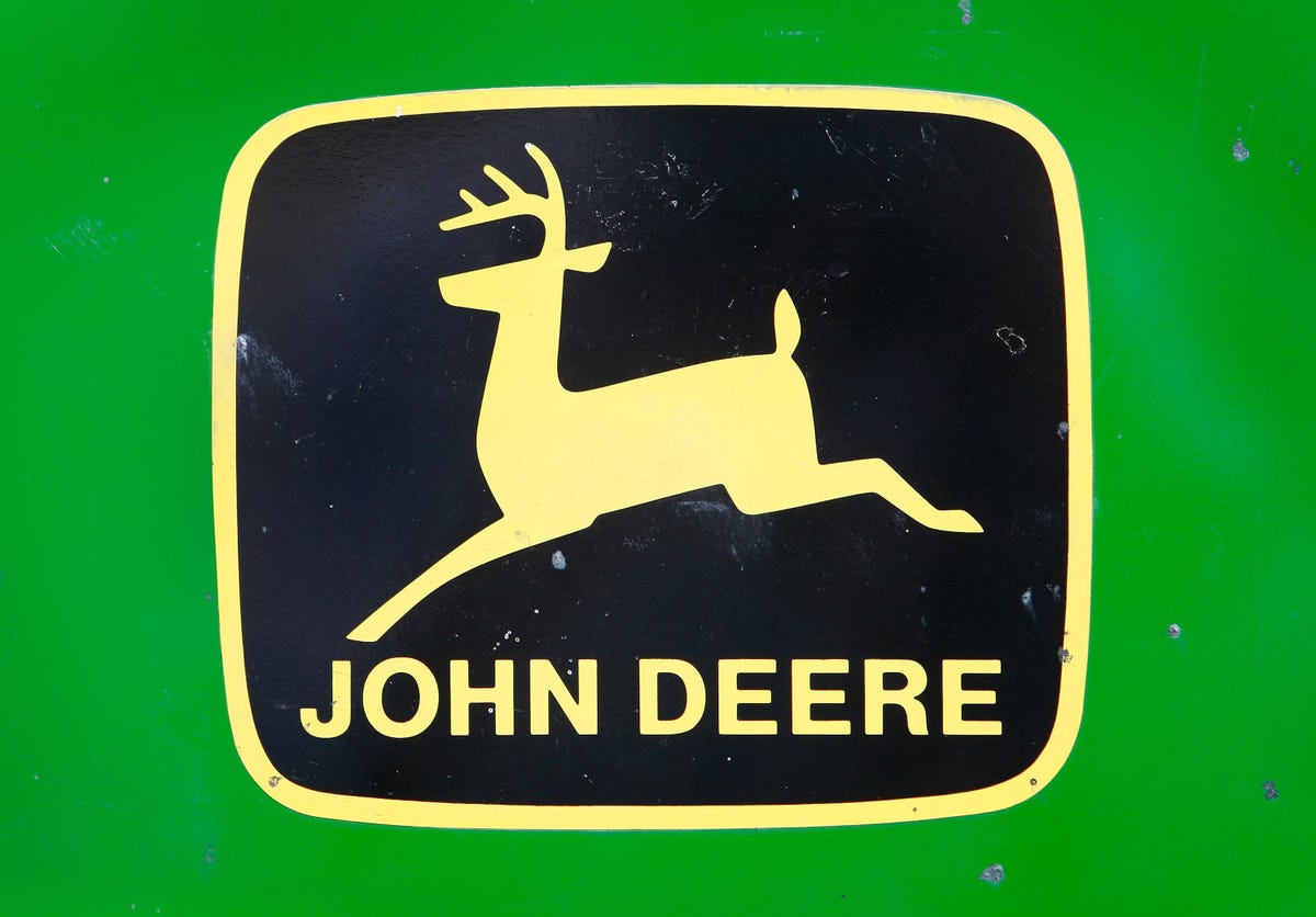 Access here alternative investment news about Here’s Why Deere Stock Is Likely To See Higher Levels After A 5% Fall In A Week