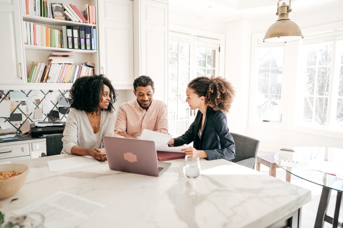 Access here alternative investment news about Advice For Real Estate Agents, Buyers And Sellers Heading Into 2022